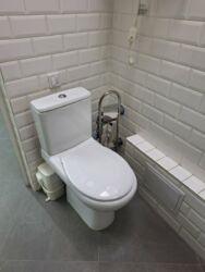  ' ,   6