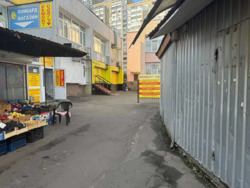  ' ,   3