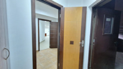  ' ,   10