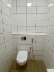  ' ,   9
