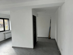  ' ,   5