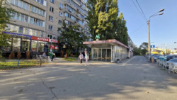  ' ,   4