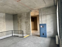  ' ,   4