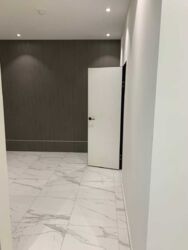  ' ,   7