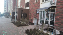  ' ,   1
