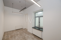 ���% ������ ����� 506.8 �2 , ����������� �����, ������������� �-� ���� 17