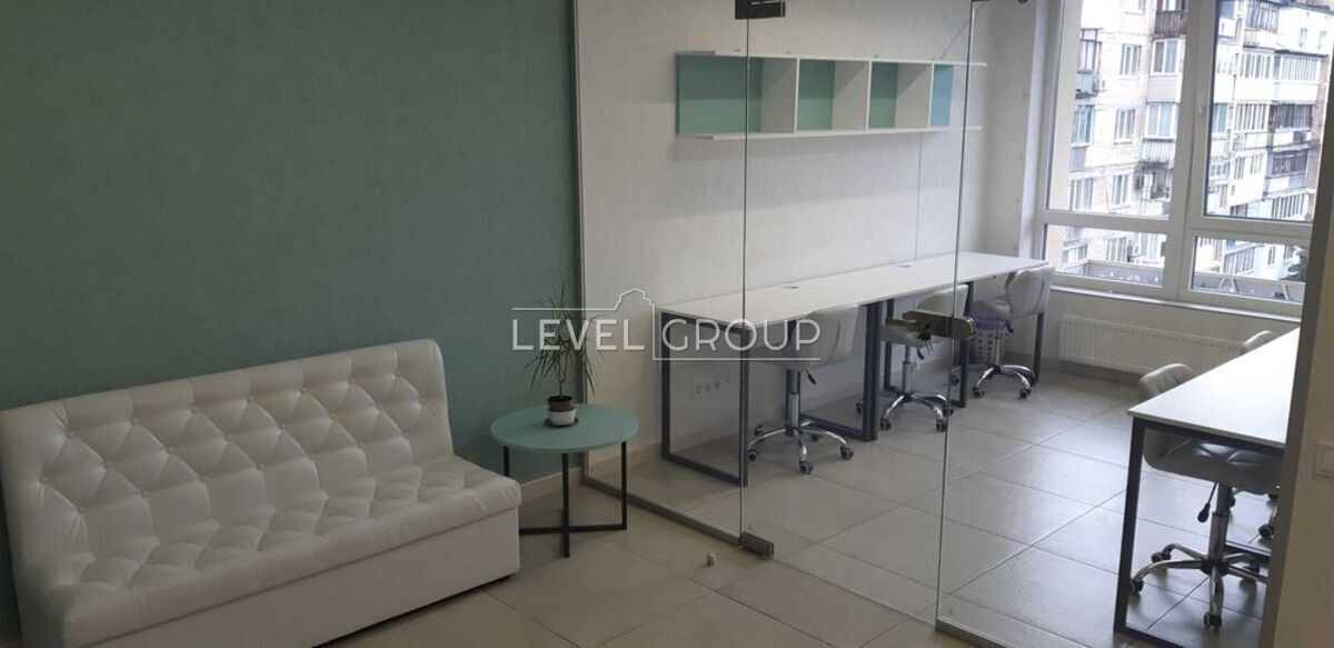 ���� � ����� ����, � �� �38 ������� �� Kadorr Group ���� 1