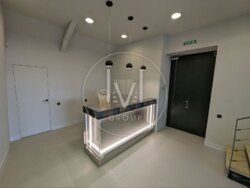 Deluxe Office S=430 sqr.m. ���� 5