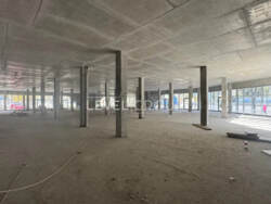 Оренда нежитлового комерційного приміщення (торгівельна площа) у Дніпровському районі Києва, пр. Леоніда Каденюка. фото 7 Оренда нежитлового комерційного приміщення (торгівельна площа) у Дніпровському районі Києва, пр. Леоніда Каденюка. фото 7