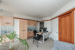 ������ �������� ����� �� ������ (Carnegie Center ), ��������� ���� ���� 12