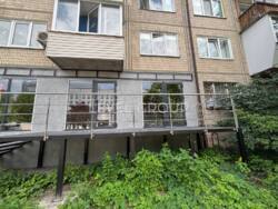Оренда фасадного приміщення 46 м² з панорамними вікнами фото 1 Оренда фасадного приміщення 46 м² з панорамними вікнами фото 1