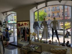 Фасад Магазин 123 м2 ,Шота Руставелі, Палац Спорту, ТРЦ Гулівер. фото 9 Фасад Магазин 123 м2 ,Шота Руставелі, Палац Спорту, ТРЦ Гулівер. фото 9