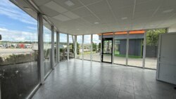 Фасадне комерційне приміщення 57 кв.м в оренду — Віта-Поштова (траса Київ-Одеса) фото 9 Фасадне комерційне приміщення 57 кв.м в оренду — Віта-Поштова (траса Київ-Одеса) фото 9