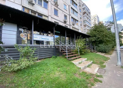 Оренда фасадного комерційного приміщення, 39 м² ,вул. Урлівська, 5, Позняки фото 2 Оренда фасадного комерційного приміщення, 39 м² ,вул. Урлівська, 5, Позняки фото 2
