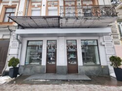 Фасад Магазин 155 м2 ,вул.Шота Руставелі,15, Палац Спорту ,ТРЦ Гулівер. фото 1 Фасад Магазин 155 м2 ,вул.Шота Руставелі,15, Палац Спорту ,ТРЦ Гулівер. фото 1