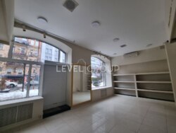 Фасад Магазин 123 м2 ,Шота Руставелі, Палац Спорту, ТРЦ Гулівер. фото 24 Фасад Магазин 123 м2 ,Шота Руставелі, Палац Спорту, ТРЦ Гулівер. фото 24