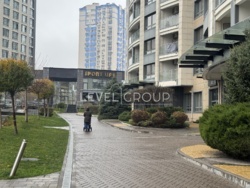   1232, 1 ,  Park Avenue VIP  3