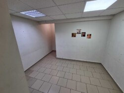  ' ,   5