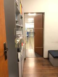 🏢    160 ² 📍 . ,  , . , 33/37  21