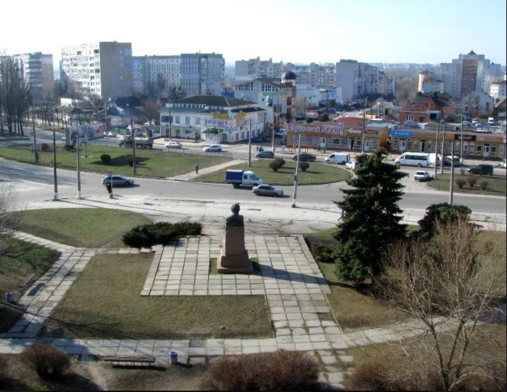 Здаються приміщення 250грн. 5 поверх фото 1 Здаються приміщення 250грн. 5 поверх фото 1