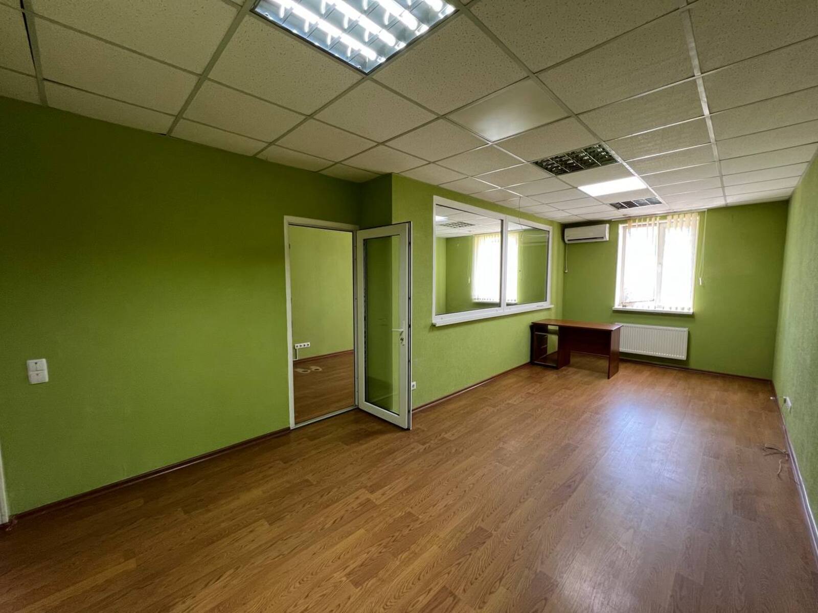 Оренда офісного приміщення 50м2 в Центрі. фото 1 Оренда офісного приміщення 50м2 в Центрі. фото 1