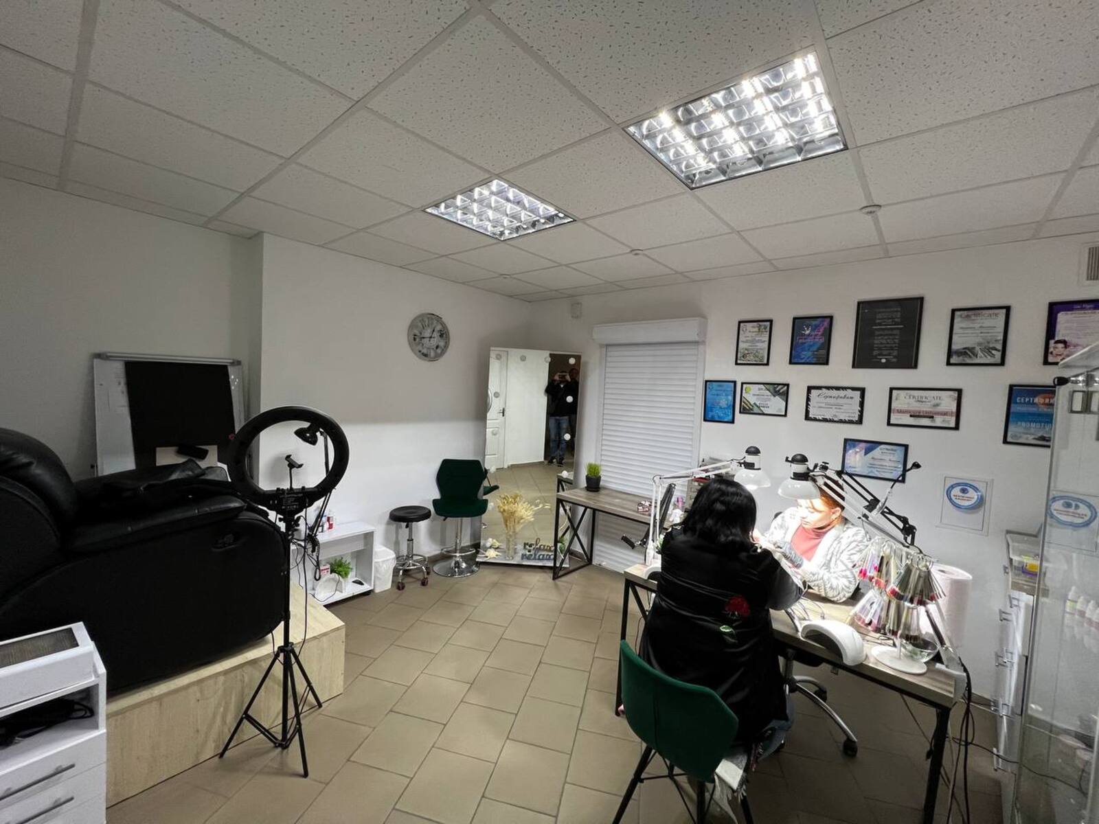 Здається приміщення на цокольному поверсі 25м2 під комерційну діяльність фото 1 Здається приміщення на цокольному поверсі 25м2 під комерційну діяльність фото 1