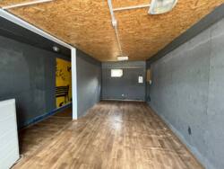 Оренда комерційного приміщення 30м2 на фасаді поруч з Епіцентром фото 3 Оренда комерційного приміщення 30м2 на фасаді поруч з Епіцентром фото 3