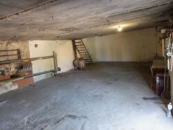 Нежитлове приміщення 94м2 в гаражному кооперативі. фото 2 Нежитлове приміщення 94м2 в гаражному кооперативі. фото 2