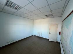 Здається склад 600 м.кв. + 2 офісних приміщення фото 14 Здається склад 600 м.кв. + 2 офісних приміщення фото 14