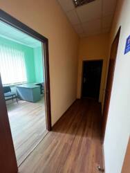 Оренда офісного приміщення – 110 м², центр міста (район ТЦ «Сільпо») фото 9 Оренда офісного приміщення – 110 м², центр міста (район ТЦ «Сільпо») фото 9