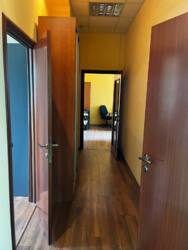 Оренда офісного приміщення – 110 м², центр міста (район ТЦ «Сільпо») фото 7 Оренда офісного приміщення – 110 м², центр міста (район ТЦ «Сільпо») фото 7