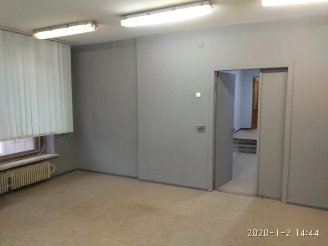 Здається в оренду приміщення на 1 поверсі центрального автовокзалу фото 1 Здається в оренду приміщення на 1 поверсі центрального автовокзалу фото 1