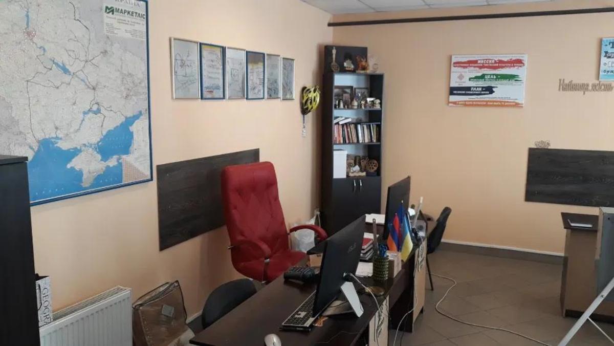 Аренда под офис 37 в Центре код № 1543941 фото 1 Аренда под офис 37 в Центре код № 1543941 фото 1