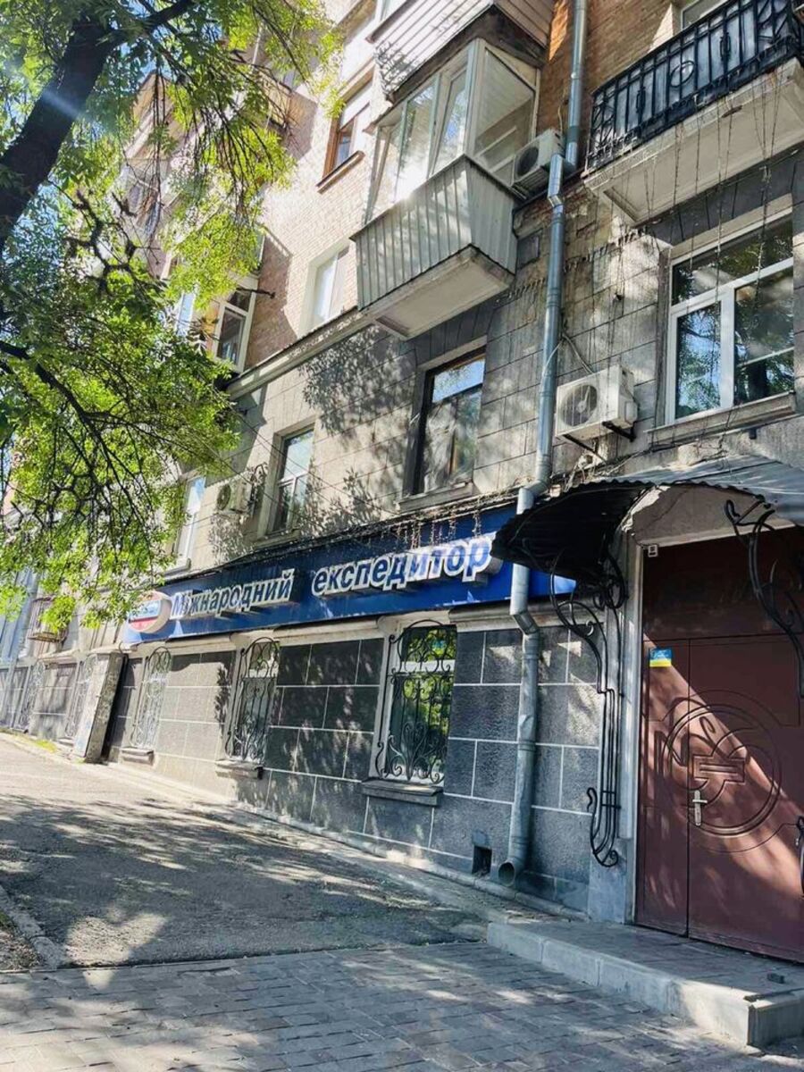 В оренду приміщення 202м2 Поділ - Червона лінія фото 1 В оренду приміщення 202м2 Поділ - Червона лінія фото 1