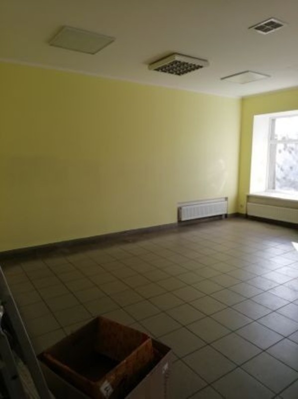 Сдам в аренду часть магазина в районе центрального рынка код № 1544620 фото 1 Сдам в аренду часть магазина в районе центрального рынка код № 1544620 фото 1