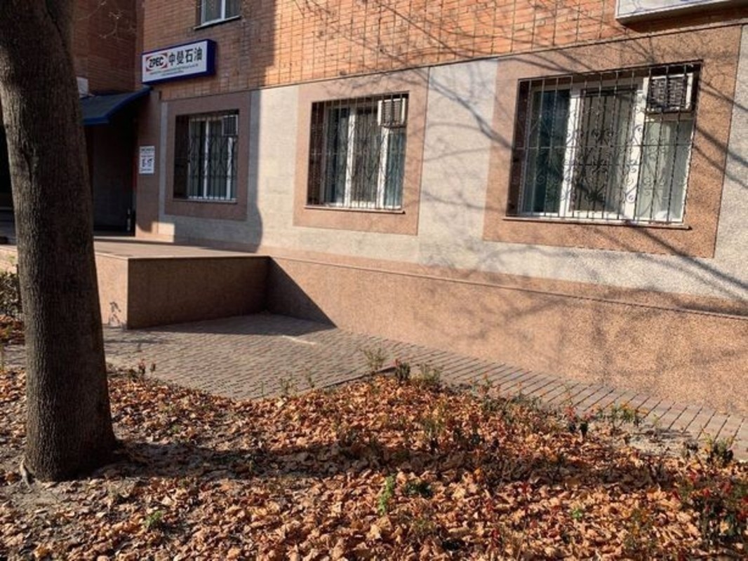 Сдам офисное помещение в городе Полтаве, площадь 164,5 кв. м. Объект № 1551241 фото 1 Сдам офисное помещение в городе Полтаве, площадь 164,5 кв. м. Объект № 1551241 фото 1