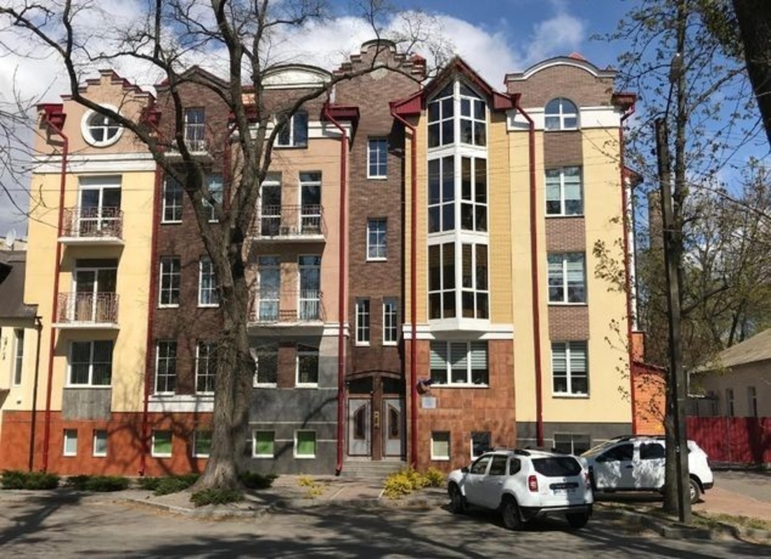Оренда приміщень під офіс у Центрі міста - 112м2 и 97 (0 поверх) фото 1 Оренда приміщень під офіс у Центрі міста - 112м2 и 97 (0 поверх) фото 1