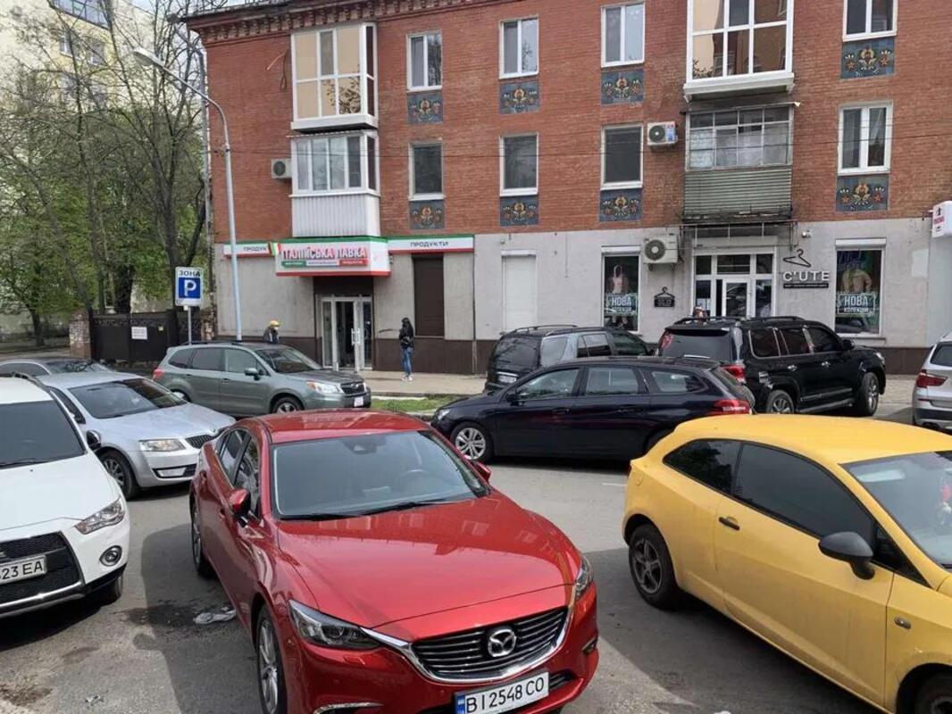Магазин 55 квадратов в центре города Возле ЦУМа №1572948 фото 1 Магазин 55 квадратов в центре города Возле ЦУМа №1572948 фото 1