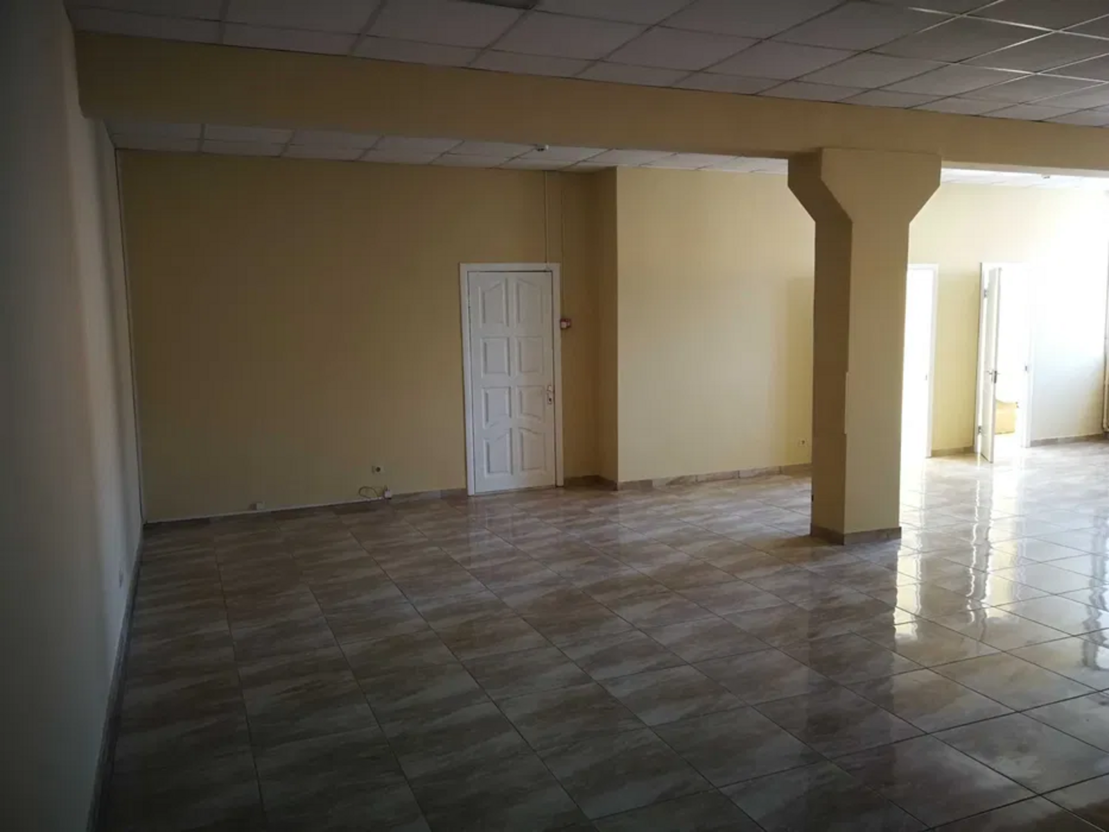 Оренда офісних примішень р-н Браїлки типу 'open space' код №1588706 фото 1 Оренда офісних примішень р-н Браїлки типу 'open space' код №1588706 фото 1