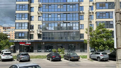 Оренда 80 м2. Приміщення з ремонтом. Червона лінія. фото 2 Оренда 80 м2. Приміщення з ремонтом. Червона лінія. фото 2