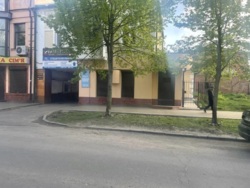    302 11000+ 1 1584768  1