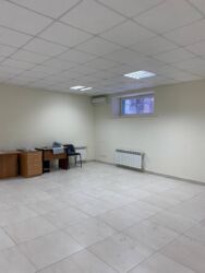 Здається в оренду нежитлове приміщення в житловому будинку в центральній частині міста фото 3 Здається в оренду нежитлове приміщення в житловому будинку в центральній частині міста фото 3