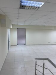 Здається в оренду нежитлове приміщення в житловому будинку в центральній частині міста фото 2 Здається в оренду нежитлове приміщення в житловому будинку в центральній частині міста фото 2