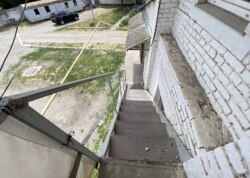 ������� ���������� ��������� �� ���. ����� ��������� 143, ����� 240 ��.� ���� 13