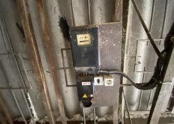 ������� ���������� ��������� �� ���. ����� ��������� 143, ����� 240 ��.� ���� 7