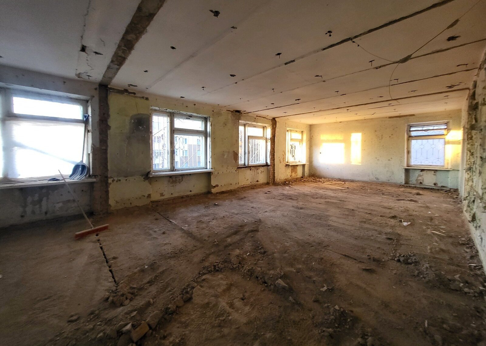 ������� ���������� ��������� �� ���. �������� ������, ����� 1000 ��.� ���� 1