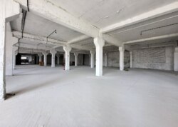 Здається комерційне приміщення на вул. Академіка Янгеля, площа 6000 кв.м фото 13 Здається комерційне приміщення на вул. Академіка Янгеля, площа 6000 кв.м фото 13