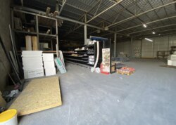 Здається спеціальне приміщення на вул. Гонти, площа 700 кв.м фото 7 Здається спеціальне приміщення на вул. Гонти, площа 700 кв.м фото 7