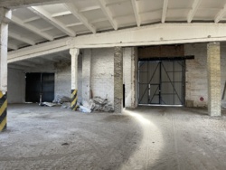 Оренда складів від 1700кв.м до 3000кв.м фото 4 Оренда складів від 1700кв.м до 3000кв.м фото 4