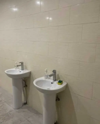   , ,    9